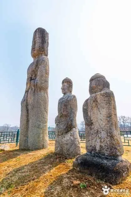 충북_증평_남하리 석조보살입상_4.jpg