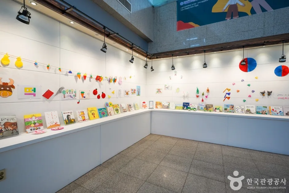 구미시립중앙도서관 (9)