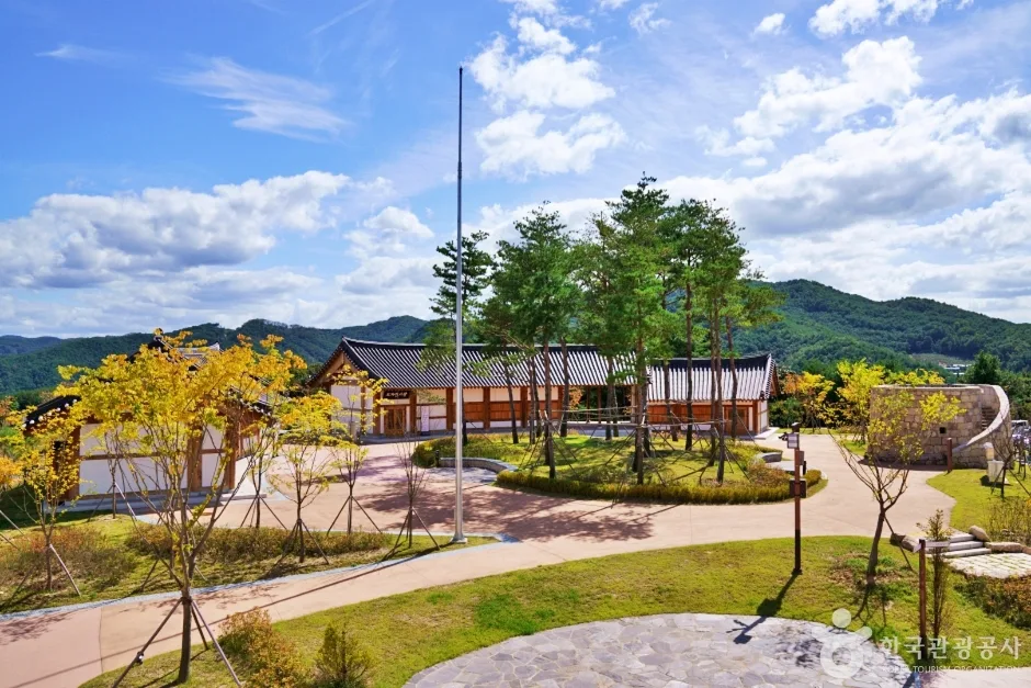 경북_안동_세계유교선비공원&한국문화테마파크_외부_1.jpg