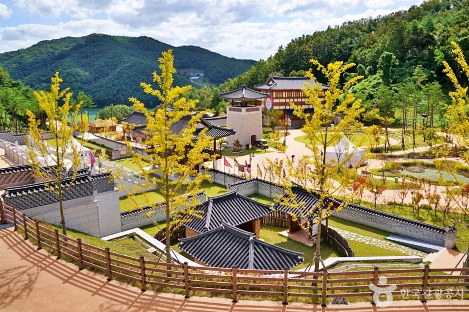 경북_안동_세계유교선비공원&한국문화테마파크_외부_3.jpg