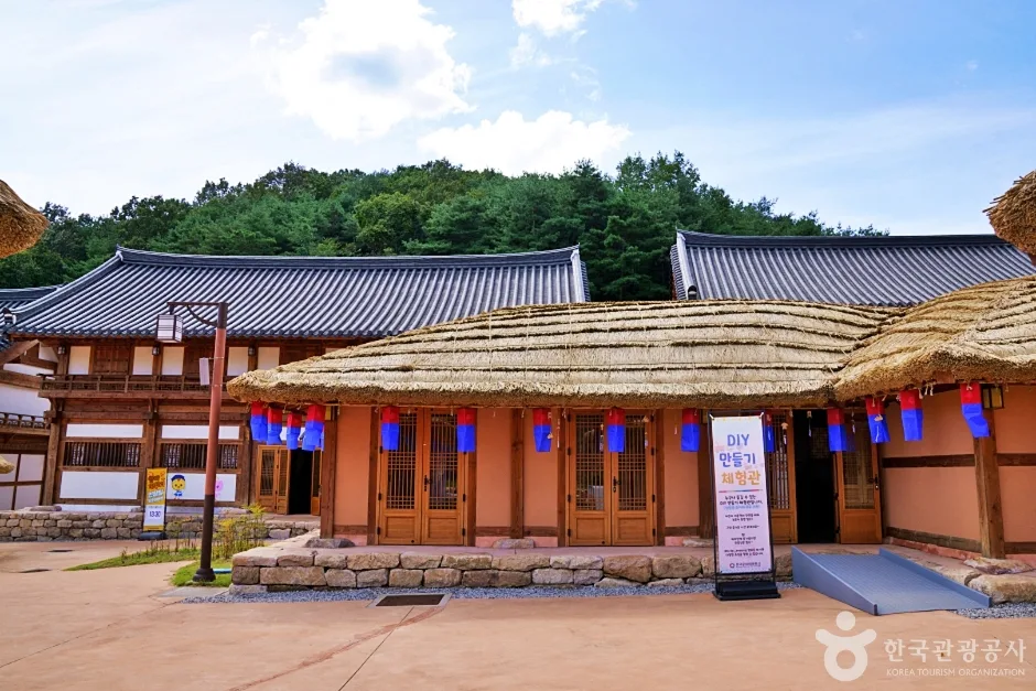 경북_안동_세계유교선비공원&한국문화테마파크_외부_4.jpg