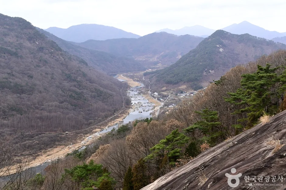 용궐산