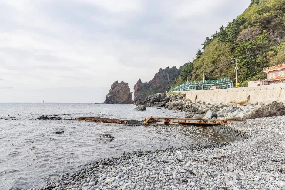 울릉_통구미몽돌해변 (4)