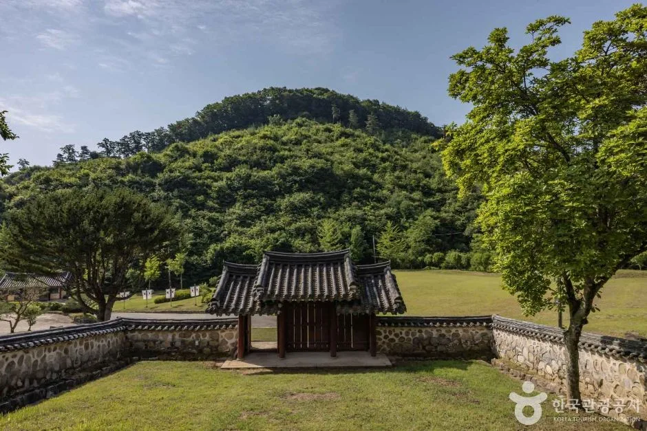 신채호사당 및 묘소 (9)