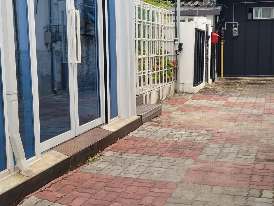 동문헌책도서관_1층 내부4