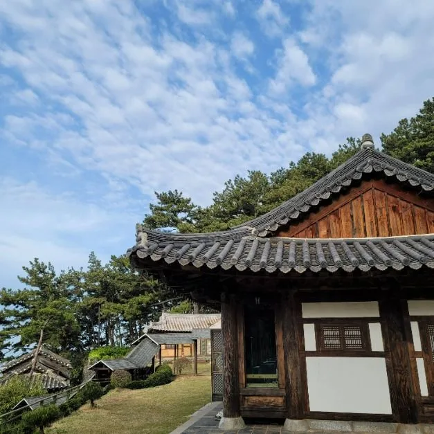 충남_보령_상화원_외부_3.jpg