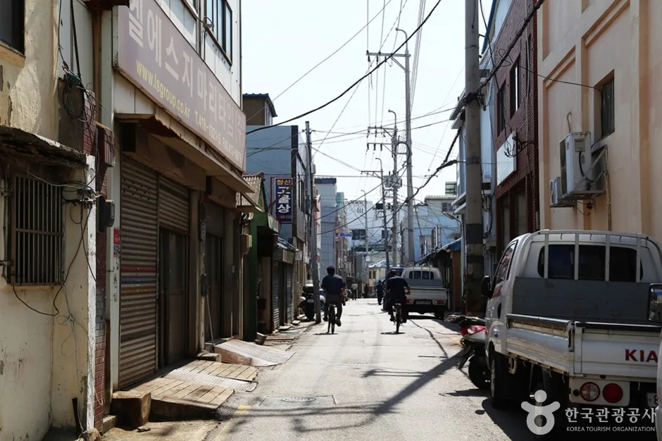 수리조선소길 (9)
