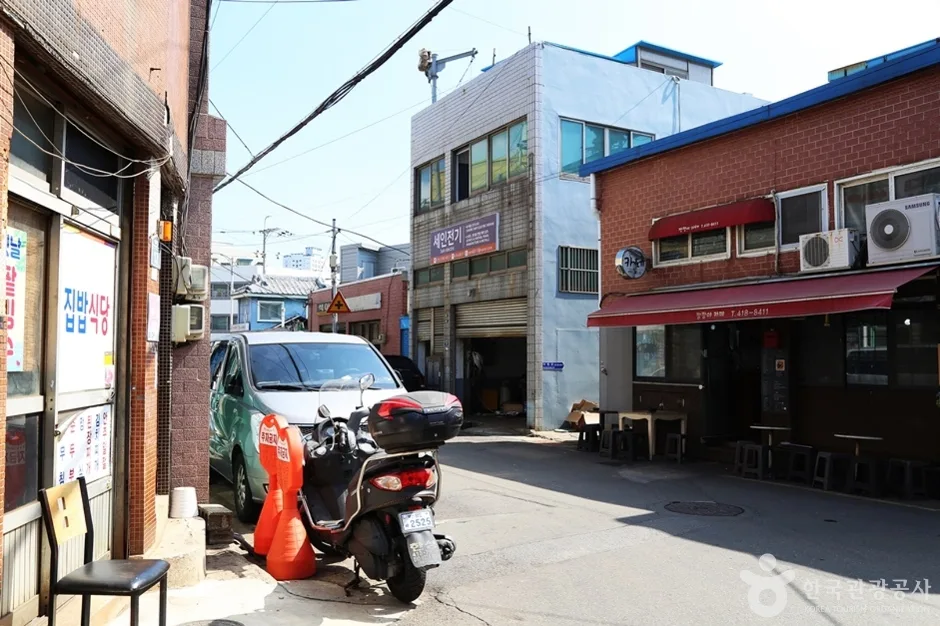 수리조선소길 (12)