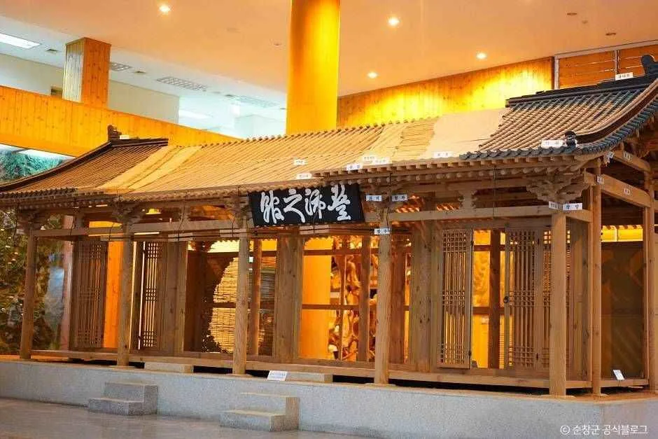 전북_순창_전북산림박물관_내부_01.jpg
