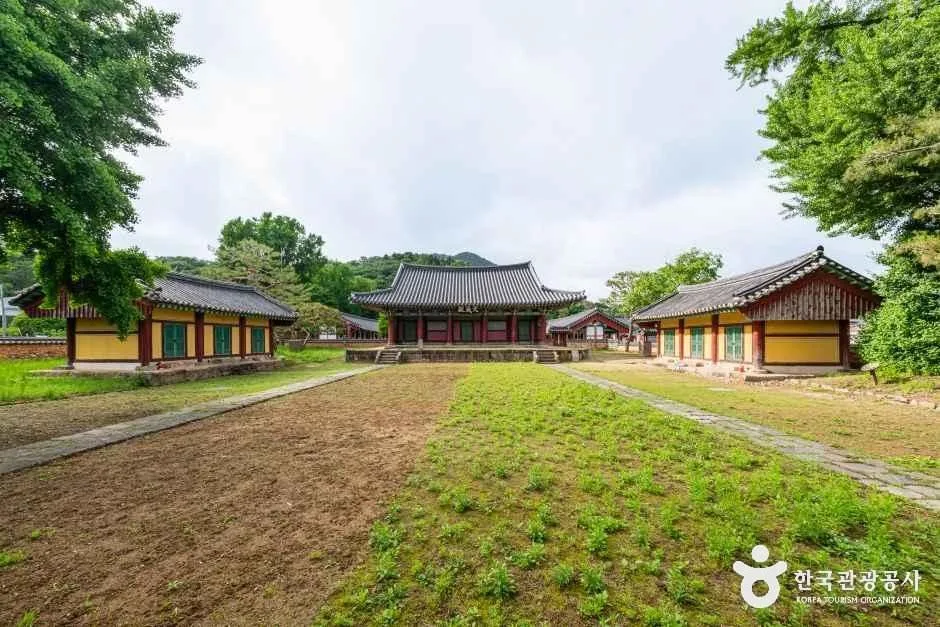 전남_나주_나주향교_외부_3.jpg