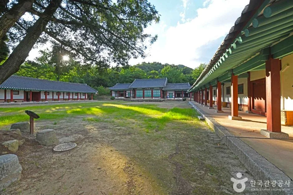 전남_나주_나주향교_외부_6.jpg