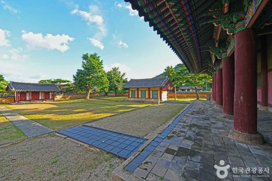 전남_나주_나주향교_외부_4.jpg