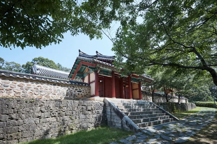 통제가 해제된 DMZ 마을에서 만나는 역사