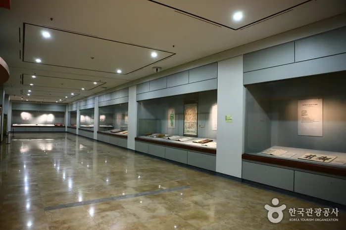 서울대학교 규장각 전시실_5