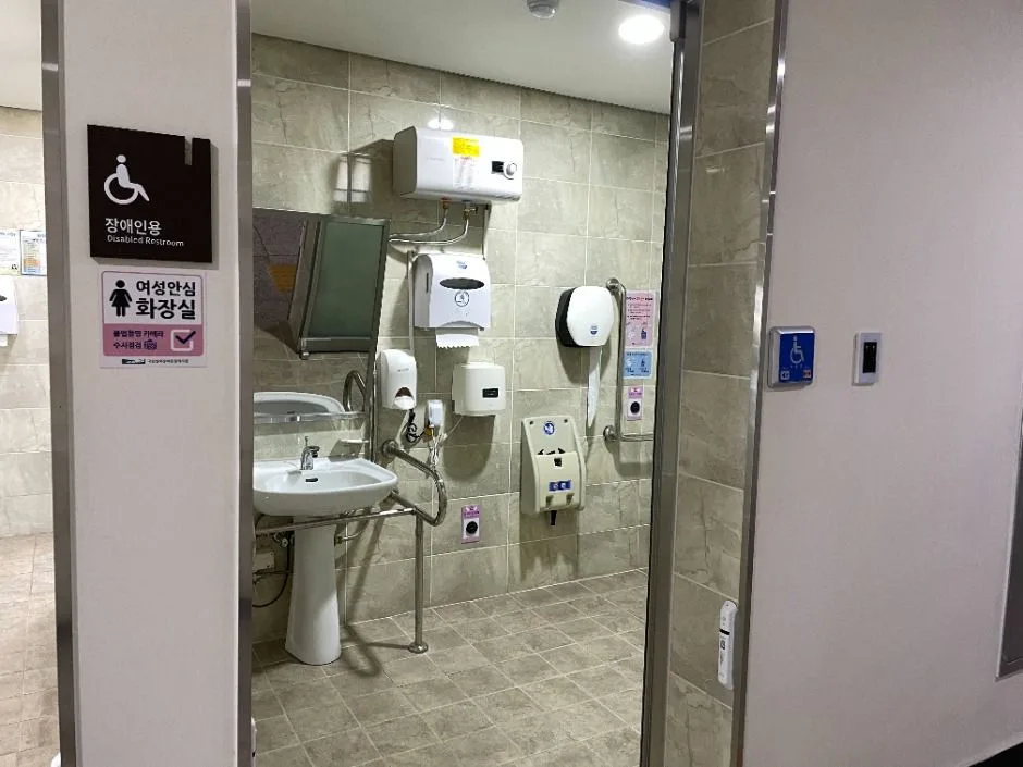 부산_남구_국립일제강제동원역사관_외부_2.jpg
