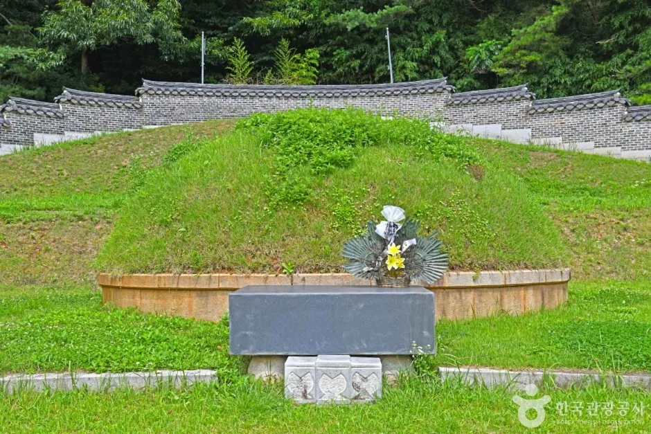 김좌진장군묘 (3)