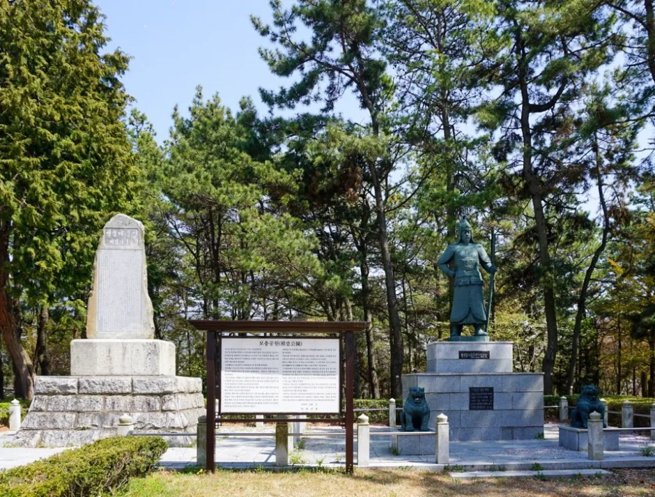 경남_사천시_모충공원 (1).jpg