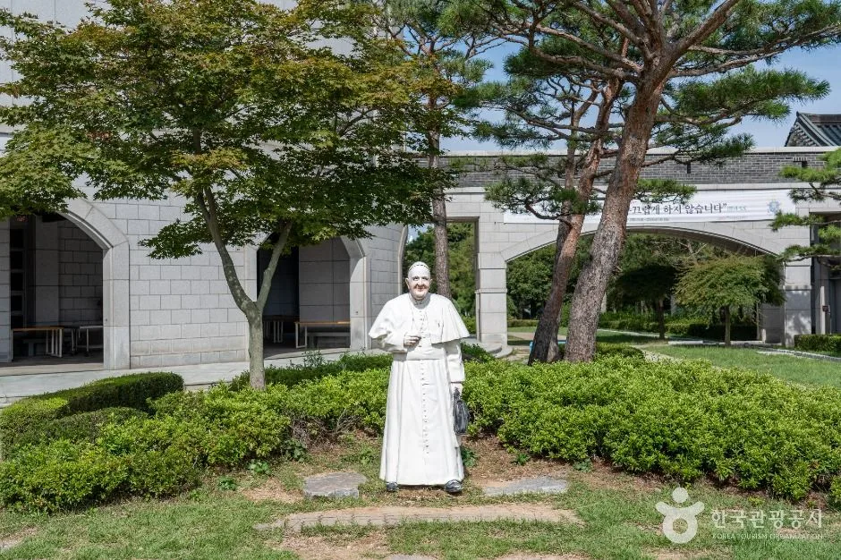 충남_서산_해미국제성지_외부_2.jpg