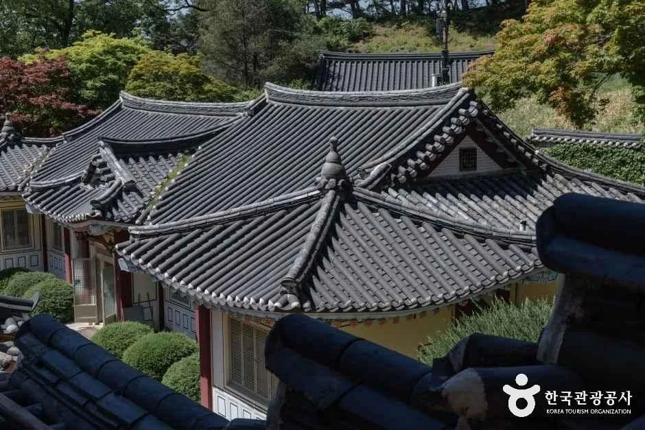 경북_안동_도산서원_외부_4.JPG