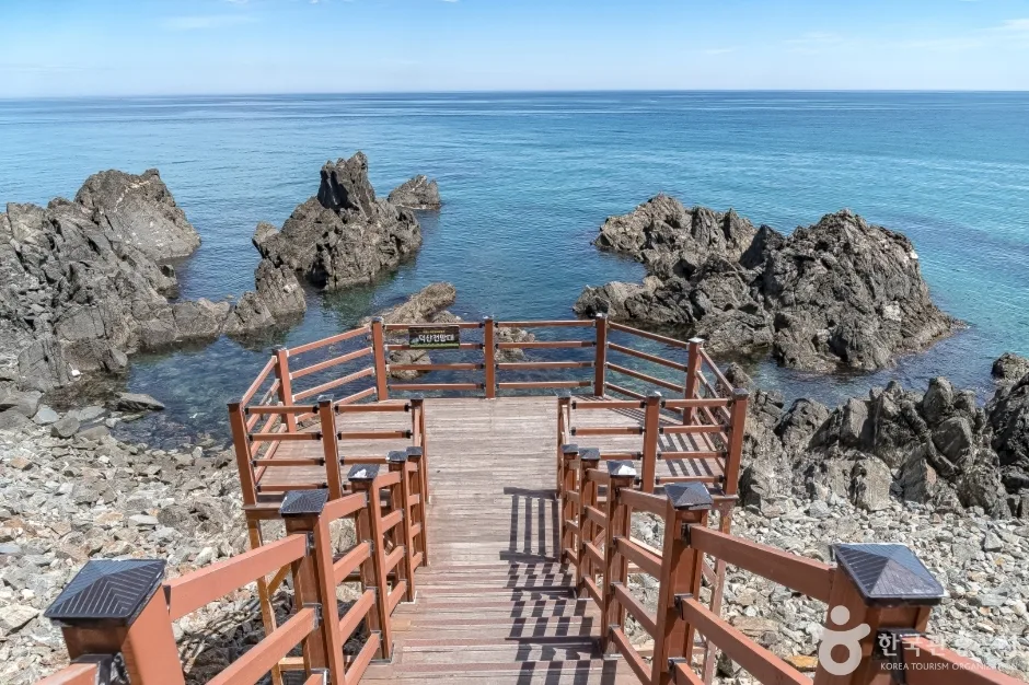 덕봉산전경
