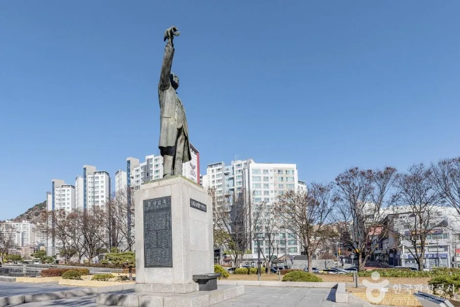 서울서대문_송재서재필선생상 (4)