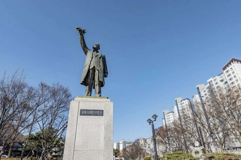 서울서대문_송재서재필선생상 (2)