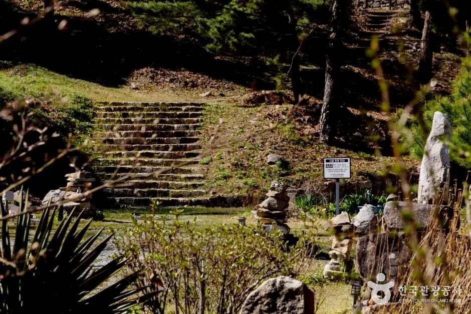 충북_보은_보은 삼년산성_외부_7.png