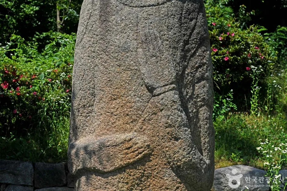 서산여미리석불입상 (6)