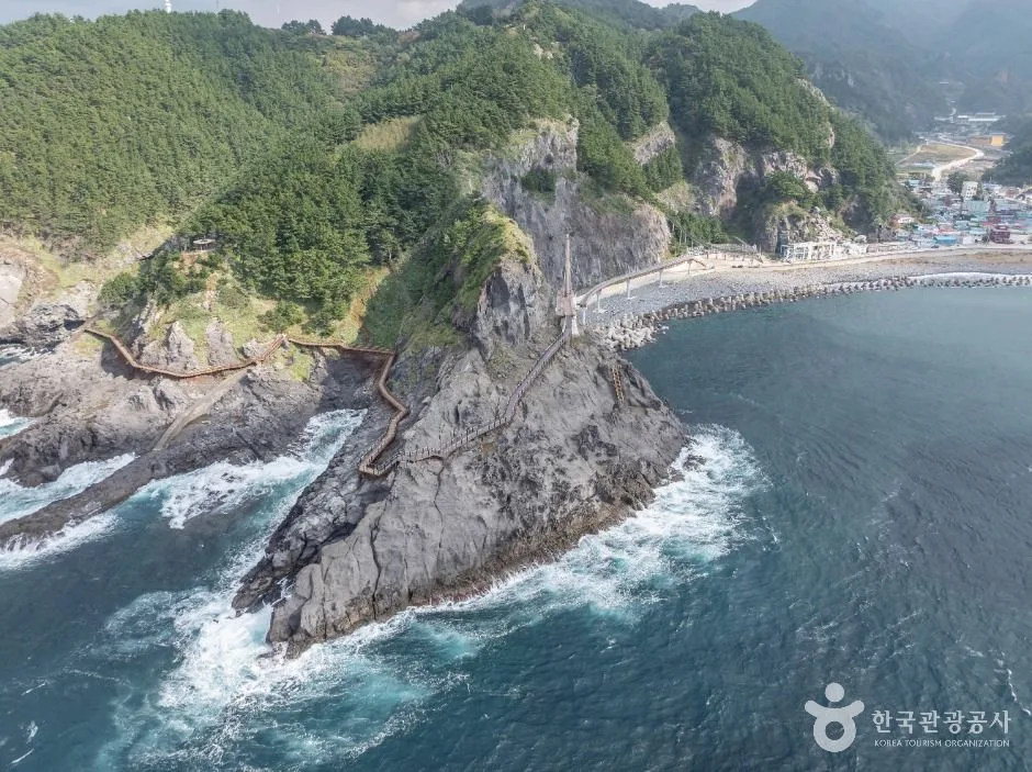 울릉_태하 해안산책로 및 대풍감(울릉도, 독도 국가지질공원) (10)