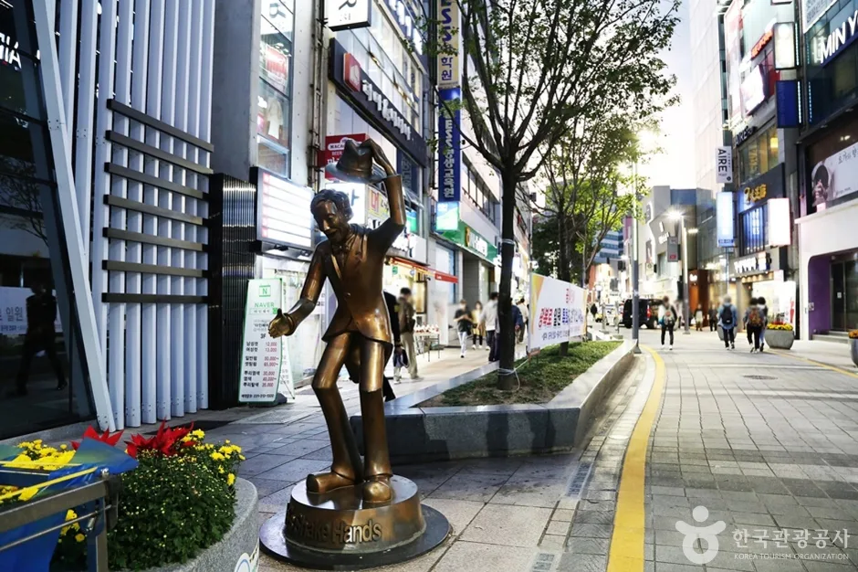 A03454_부산_중구_광복로문화패션거리 (4)