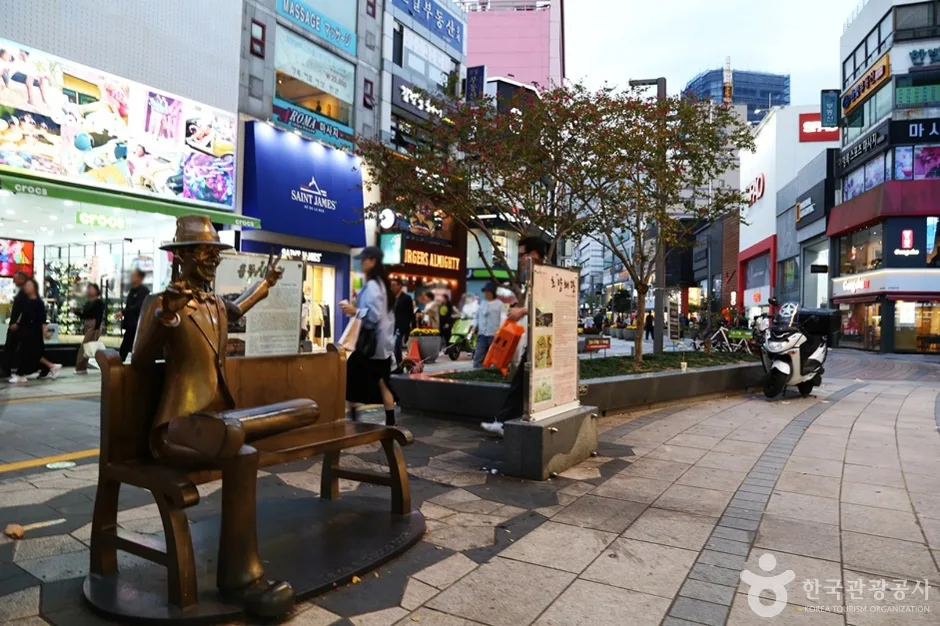 A03454_부산_중구_광복로문화패션거리 (2)