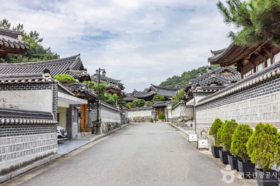 충북_청주_오창 미래지 한옥마을_2769810 (5)