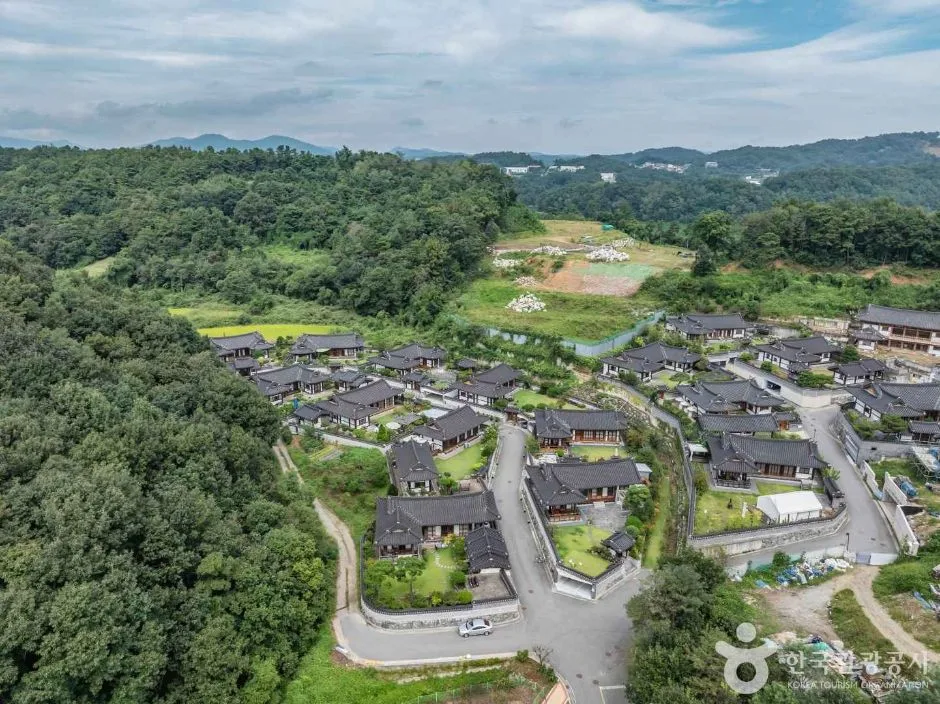 충북_청주_오창 미래지 한옥마을_2769810 (14)