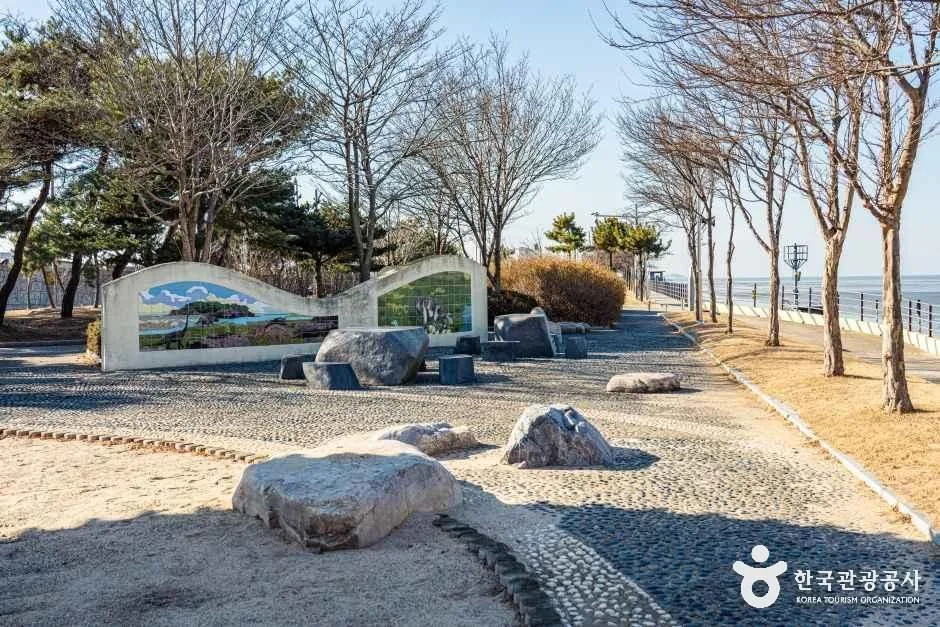 시흥_오이도기념공원 (2).jpg