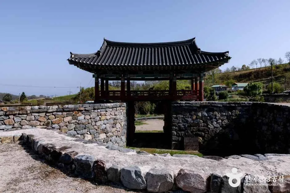 경북_포항_포항 장기읍성_외부_4.png