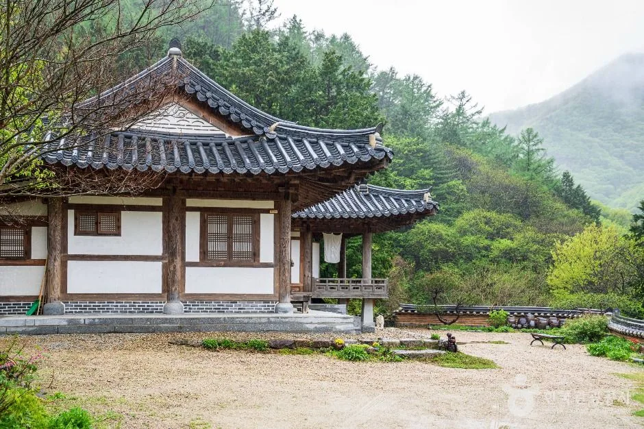전북_완주_오성 한옥마을_외부_4.jpg