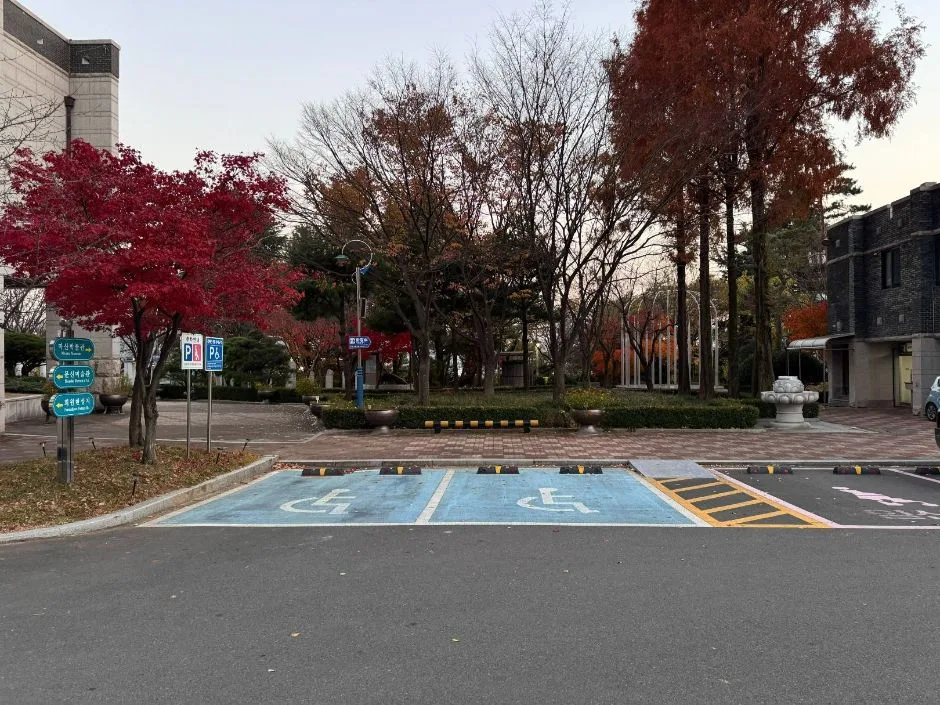 경남_창원시_가고파 꼬부랑길 벽화마을 (1).jpg