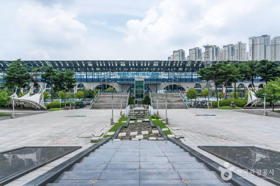 아산_천안아산역 동광장 (2)