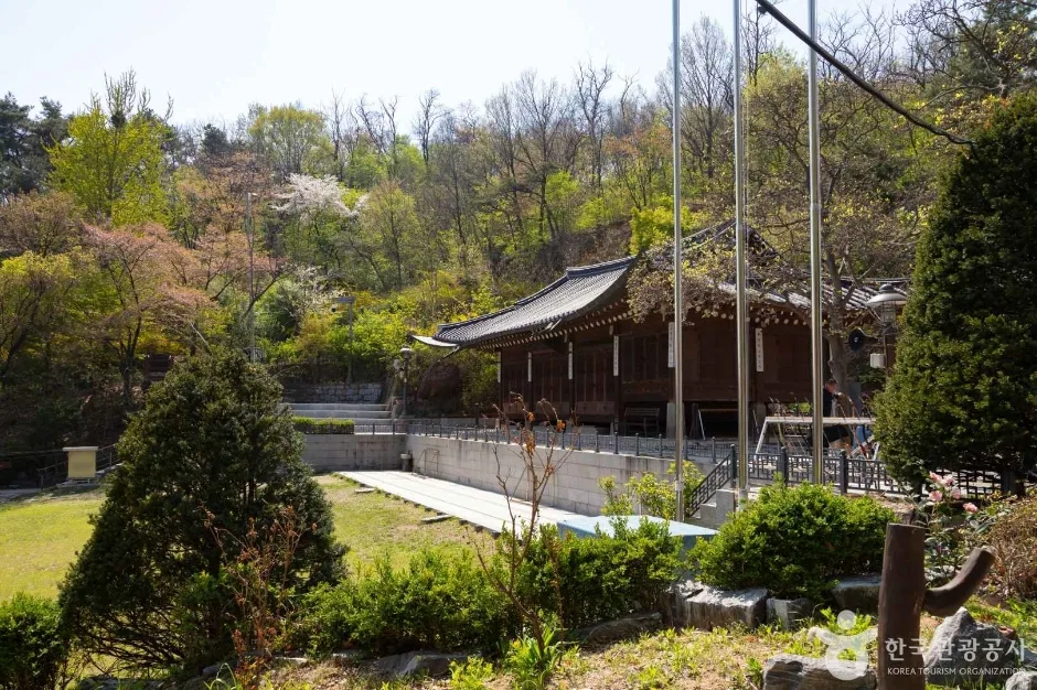 황학정국궁전시관_외부체험사대2