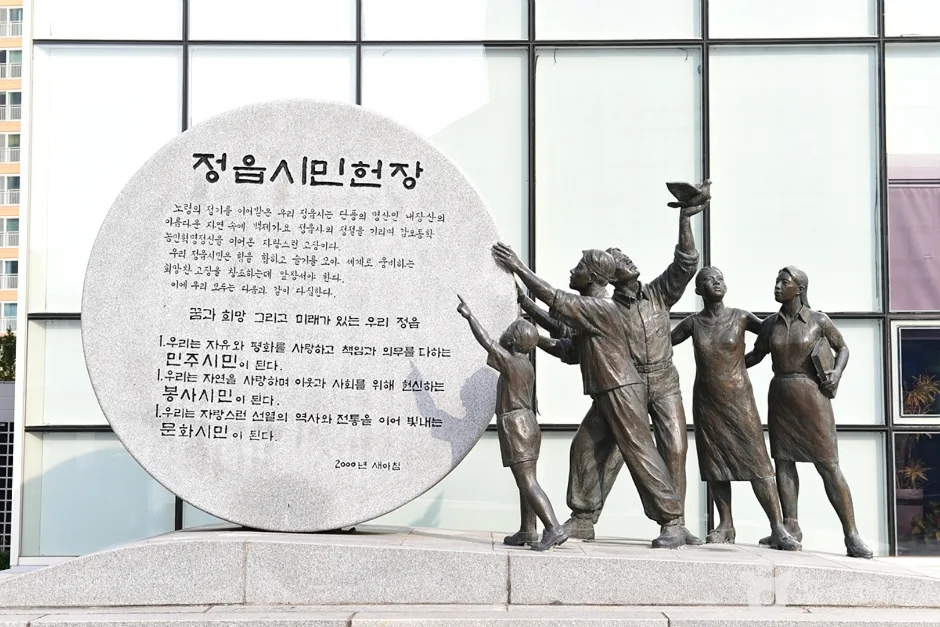 연지아트홀 (3)
