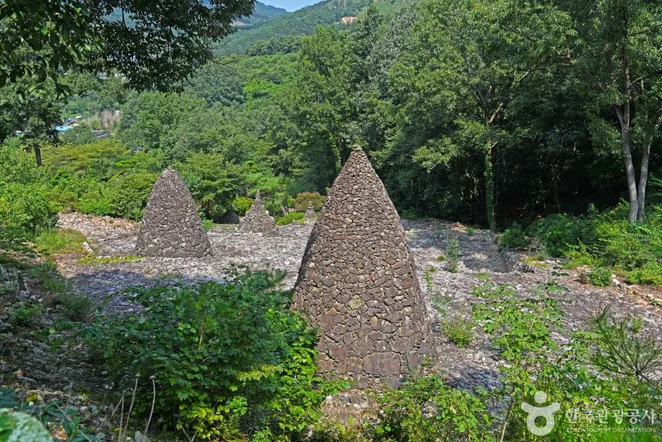 전북_완주_완주 화산꽃동산_조경 조형물1.jpg