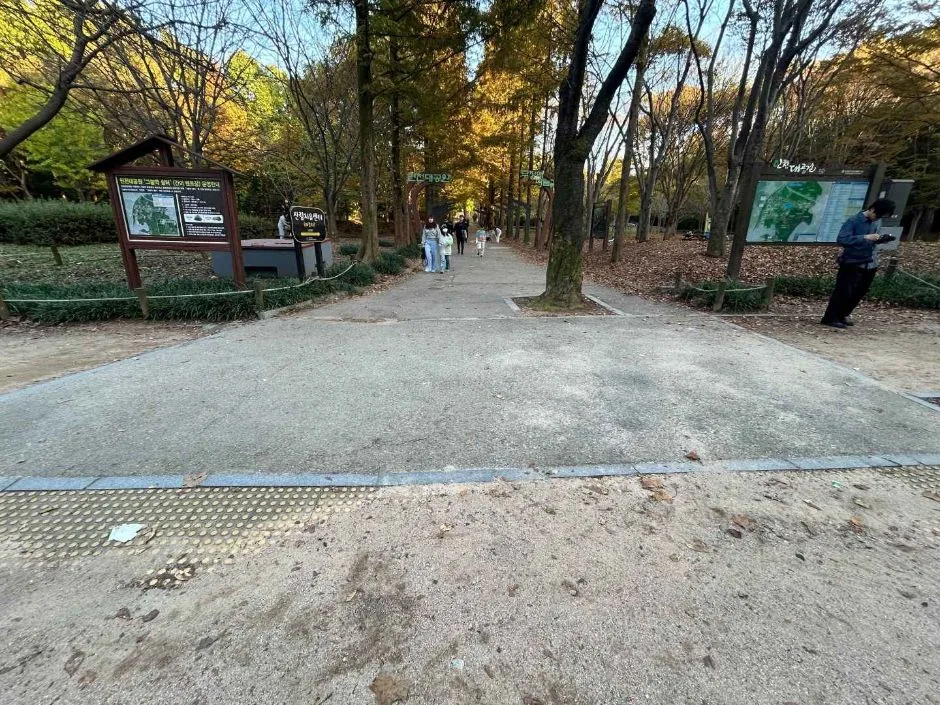인천대공원치유숲길_휠체어 대여소_2