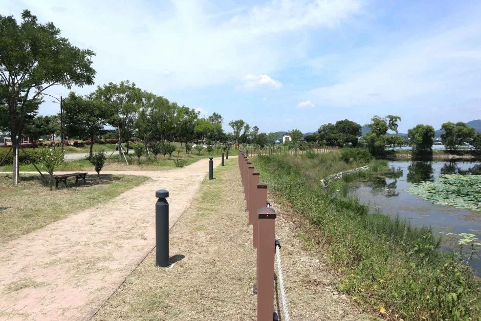 자라지_산책로2