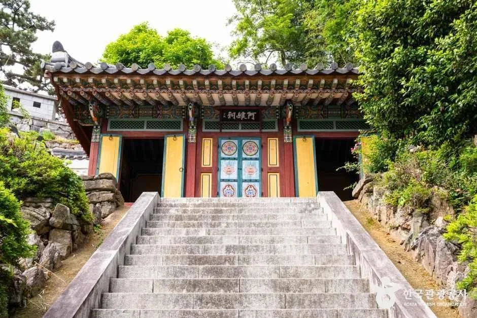 경남_밀양_아랑각_외부_5.jpg