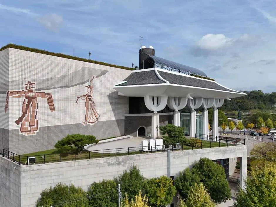 진주_경상남도문화예술회관 (9).jpg