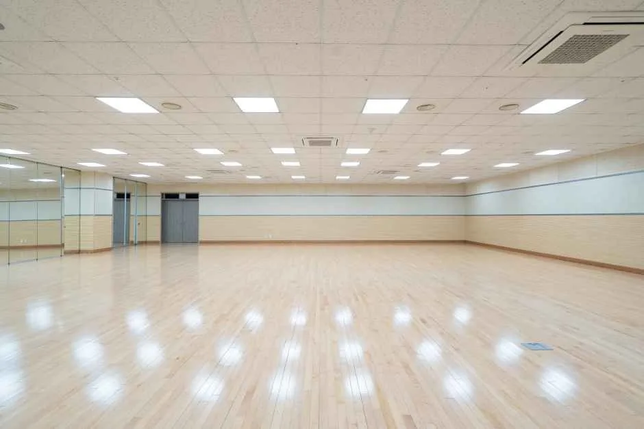 진주_경상남도문화예술회관 (1).jpg