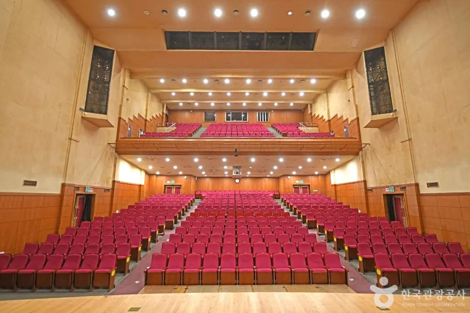 서산시문화회관 (4)