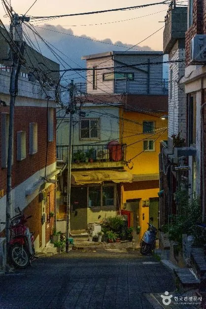 이화 벽화마을