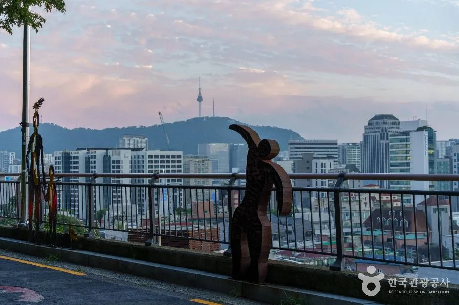 이화 벽화마을