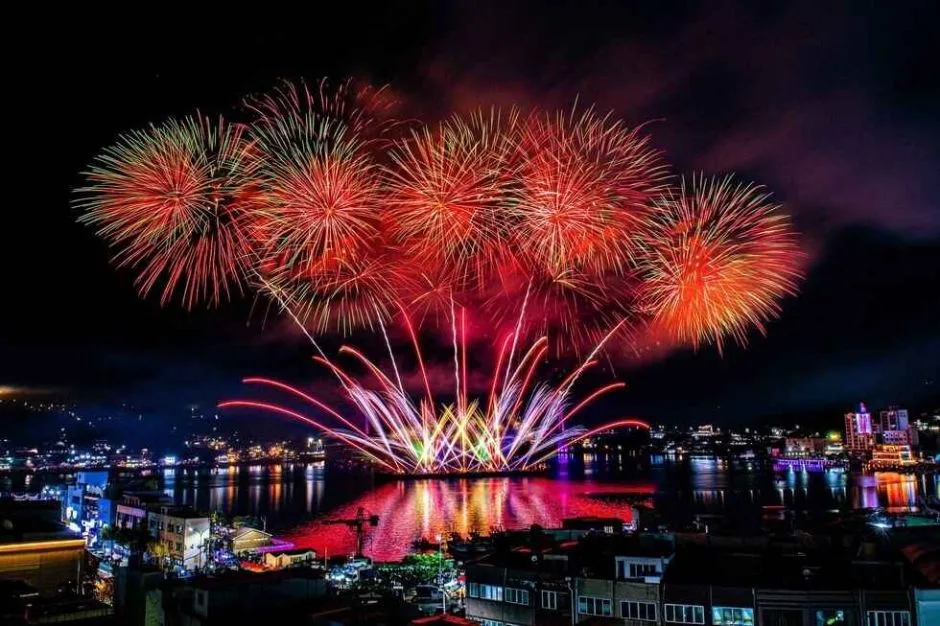 2026 여수밤바다 불꽃축제 (4).jpg